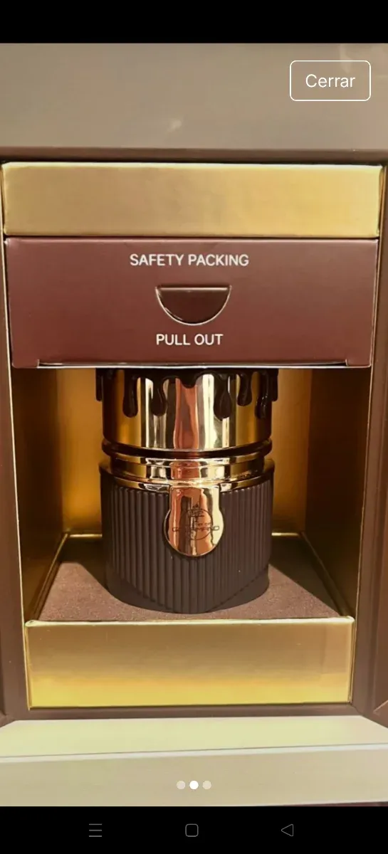 Perfume Choco Cult Marrón y Dorado