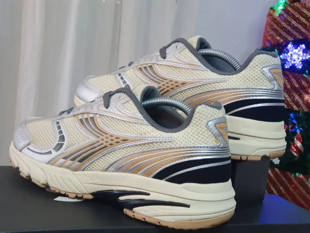 Zapatillas Diadora Sao-Ko 8 Beige/Plata