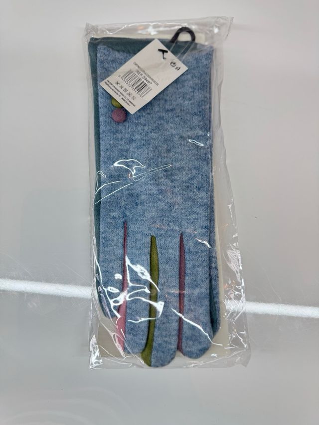 Conjunto invierno azul: gorro y guantes