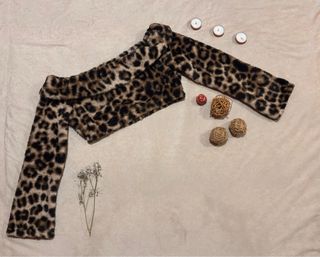 Top leopardo pelo manga larga