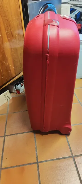 Maleta grande Roncato Shuttle roja