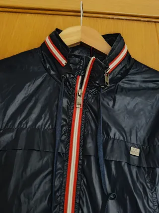 Parka azul hombre
