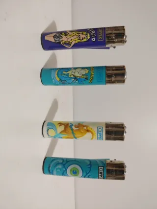 Pack 19 • 4 Accendini Clipper