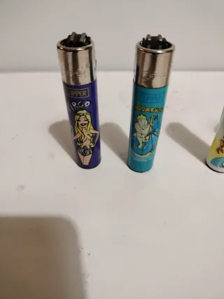 Pack 19 • 4 Accendini Clipper