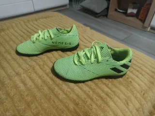 Zapatillas Adidas Nemeziz Verdes Rayas