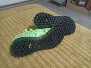 Zapatillas Adidas Nemeziz Verdes Rayas