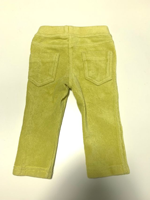 Pantalón pana bebé amarillo Benetton