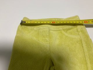 Pantalón pana bebé amarillo Benetton