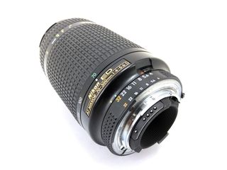 objetivos nikon nikon 70-300mm f/4.5-5.6d ed af nikkor