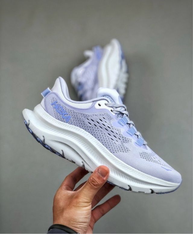 Zapatillas Hoka Morado y Blanco (todas las tallas)
