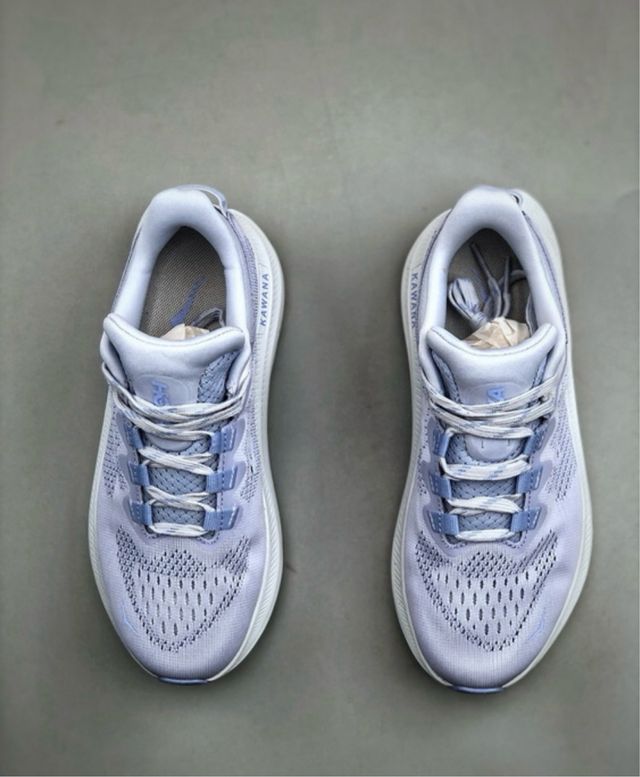 Zapatillas Hoka Morado y Blanco (todas las tallas)