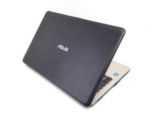 pc portatil asus f540l