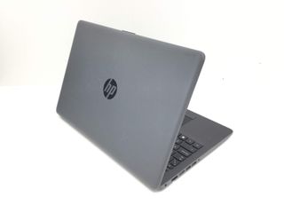 pc portatil lenovo 81vs