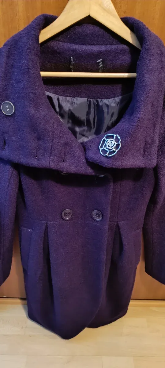Abrigo morado