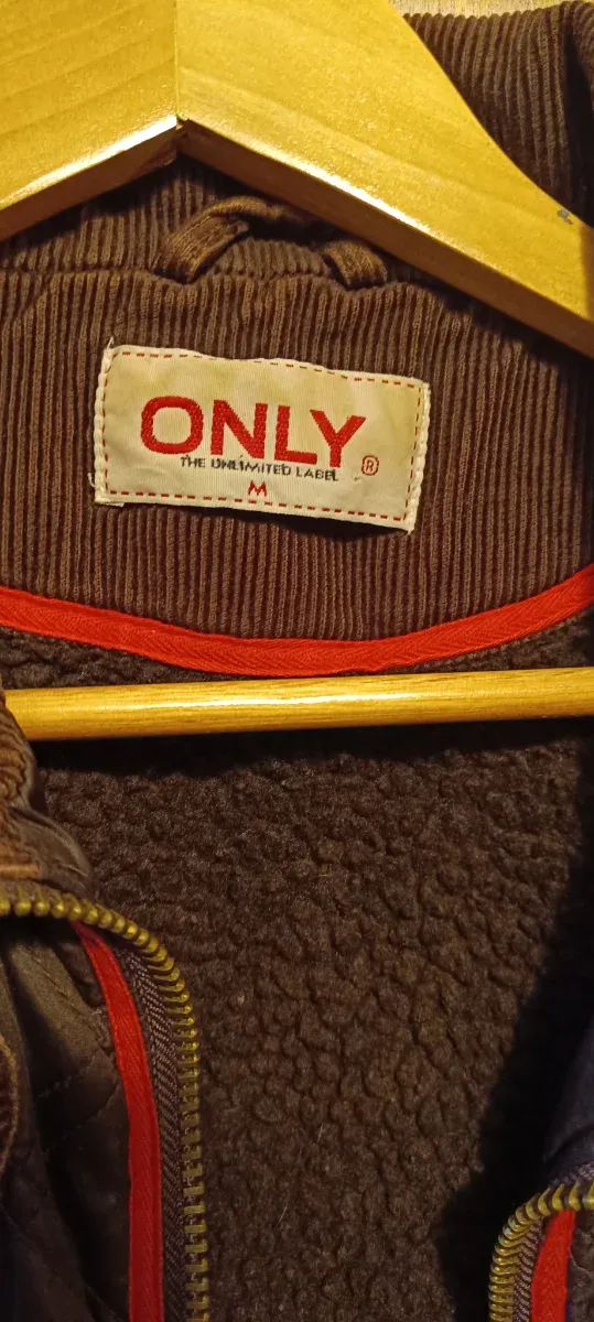 Chamarra ONLY café Talla M