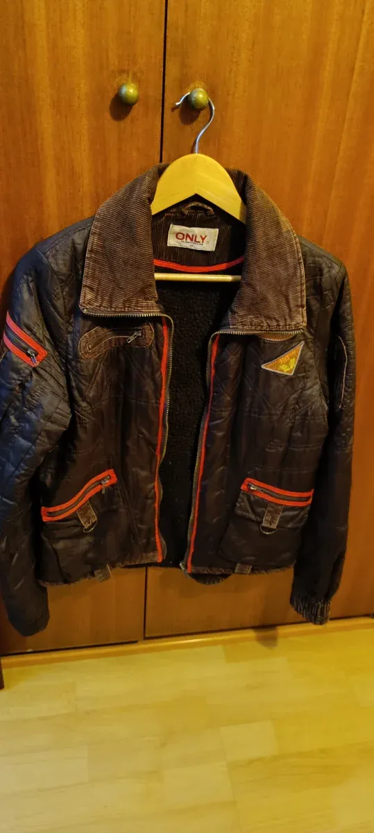 Chamarra ONLY café Talla M