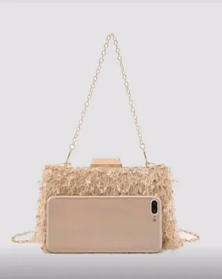Bolso de fiesta dorado champagne con flecos