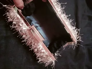 Bolso de fiesta dorado champagne con flecos