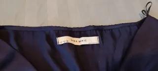 Blusa azul oscuro elegante