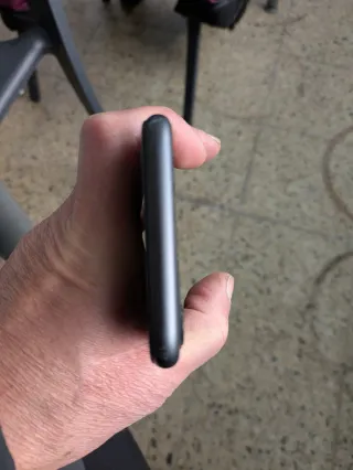 iPhone 11  64gb negro