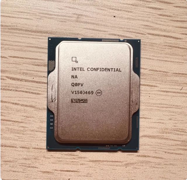 Intel Core i9 13900T ES Q0PV