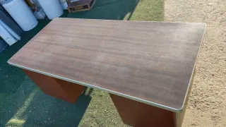 Escritorio vintage metálico