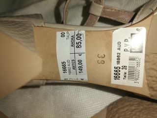 Zapatos beige tacon 39
