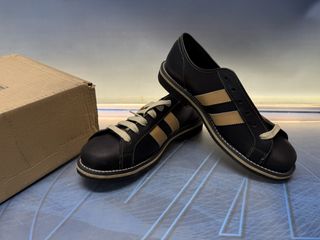 Zapatillas Tredair modelo Desconocido. Negro/Rayas Café. Talla 43