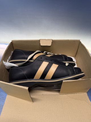 Zapatillas Tredair modelo Desconocido. Negro/Rayas Café. Talla 43