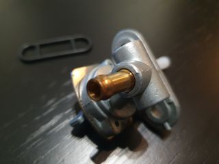 Torneira Gasolina Yamaha YZ 125 / 250