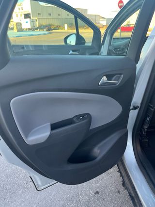 Opel Crossland X 2019