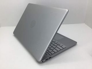 pc portatil hp hp laptop 15s-eq1xxx