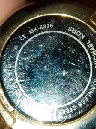 Reloj Michael Kors Dorado con diamantes