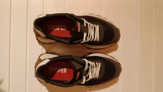 Bambas Camper Mujer Negras y Grises