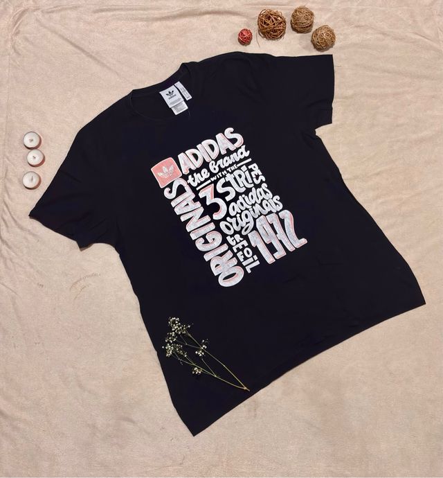 Camiseta Adidas Originals Negra