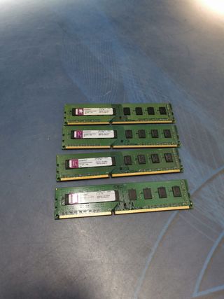 4 memorias RAM de portatil , 4 x 2gb Kingston 2Rx8 PC3 -10600U