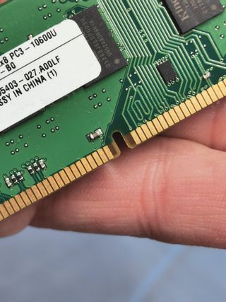 4 memorias RAM de portatil , 4 x 2gb Kingston 2Rx8 PC3 -10600U