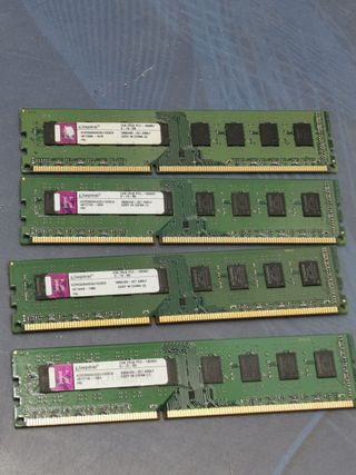 4 memorias RAM de portatil , 4 x 2gb Kingston 2Rx8 PC3 -10600U