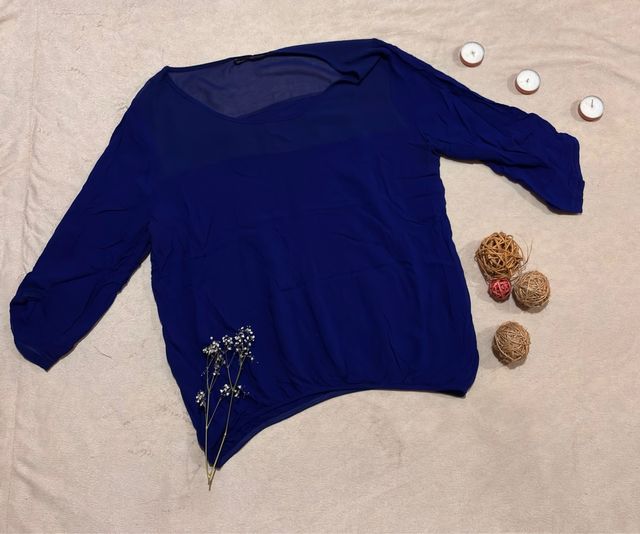 Blusa Shana azul manga larga