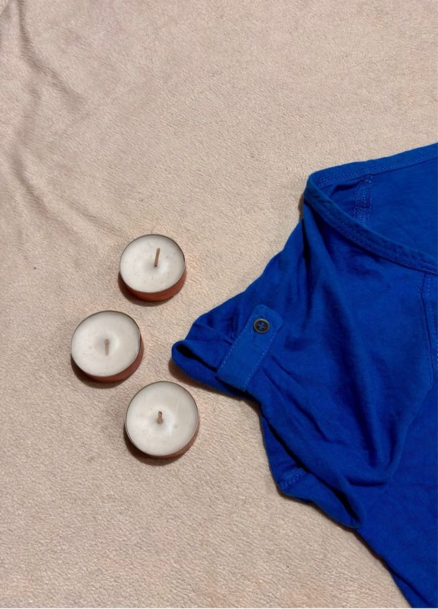 Camiseta básica azul estilo años 2000