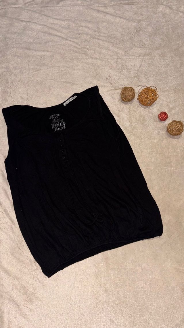Blusa sin mangas Inside negra