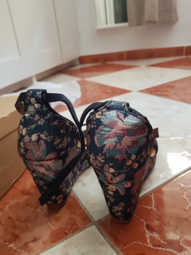 Cuñas sandalias vaquera talla 41