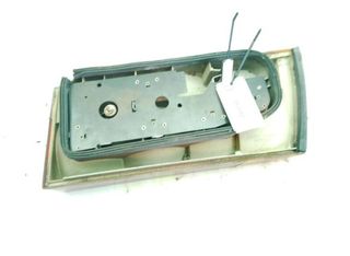 22750150 piloto trasero derecho peugeot 505 (551a)