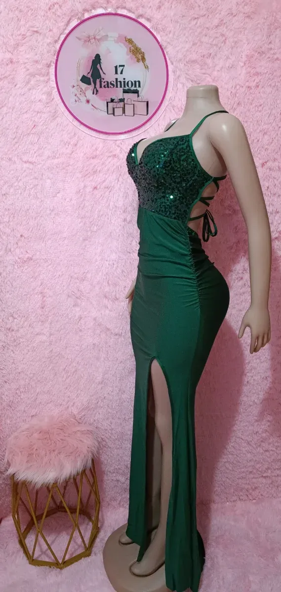 Vestido largo verde con lentejuelas