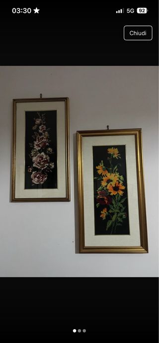 Quadri con fiori ricamati