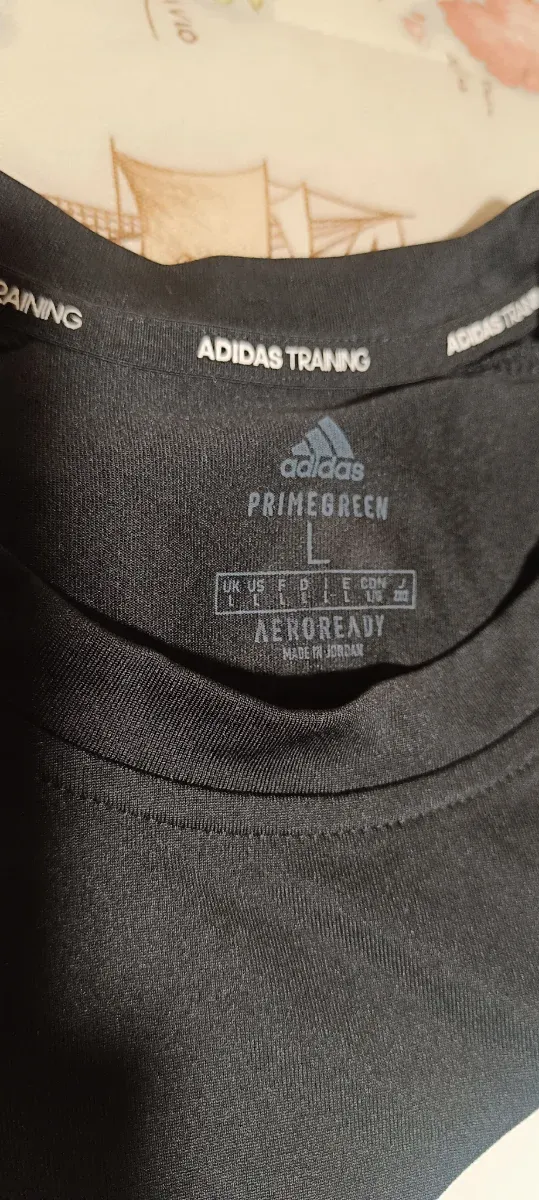 Camiseta Adidas Negra super transpirable