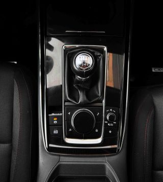 MAZDA CX-30 (2022) E-SKYACTIV G 2.0 110 KW (150 CV) MT 2WD HOMURA