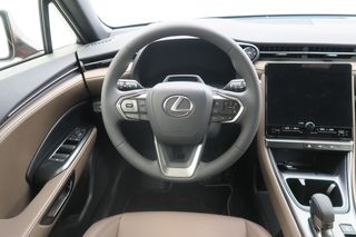 LEXUS LBX ELEGANT PLUS 1.5 HYBRID 136 CV AUTO 5P