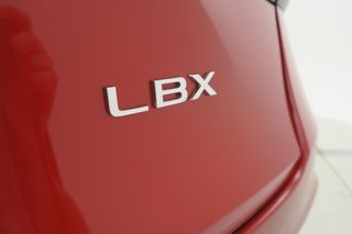 LEXUS LBX ELEGANT PLUS 1.5 HYBRID 136 CV AUTO 5P