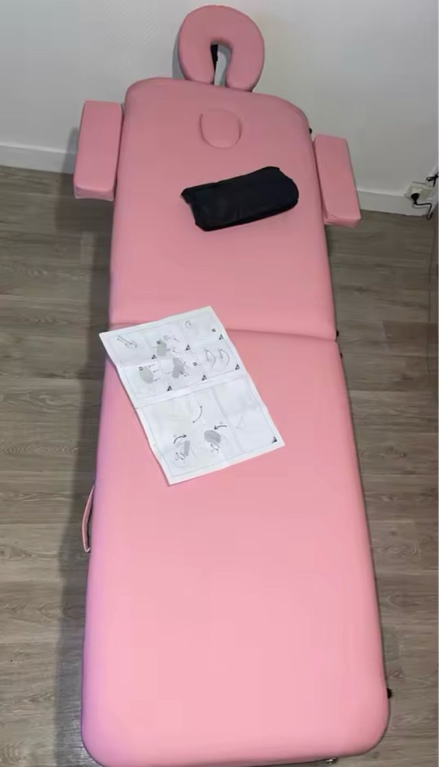 Camilla masajes color rosa. Nueva.